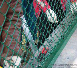 青海篮球场围网厂家，西宁哪里有卖篮球场围网的，西宁篮球场围网销售点